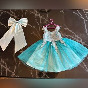 5T Elegant Blue Lace Dress with Bow